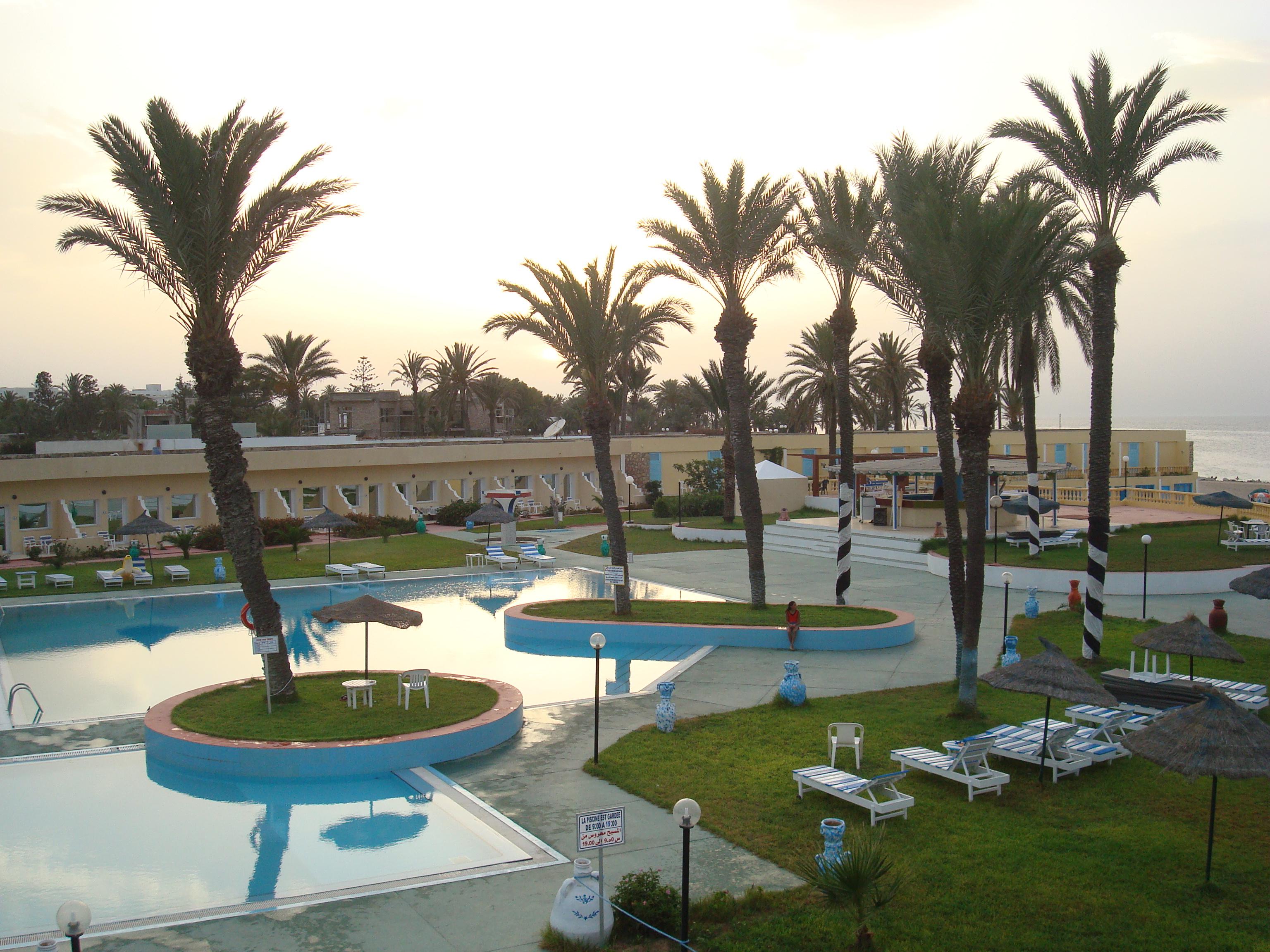 Hotel Les Palmiers Monastir Eksteriør billede