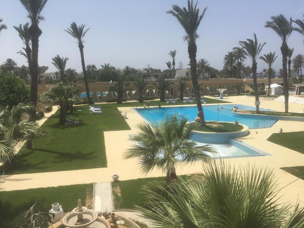 Hotel Les Palmiers Monastir Eksteriør billede