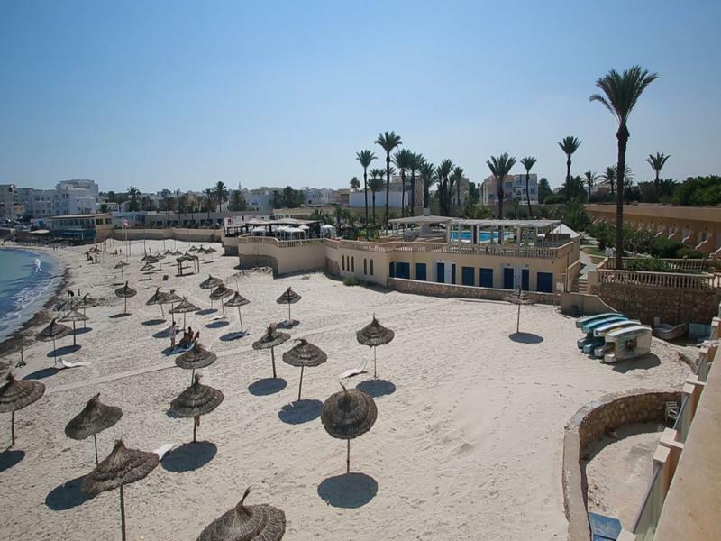 Hotel Les Palmiers Monastir Eksteriør billede